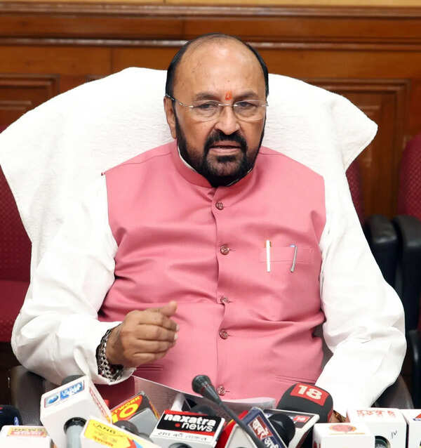 Dress code in all govt colleges in first phase: Minister