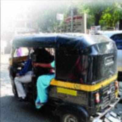 Autos vanish, only for commuters though