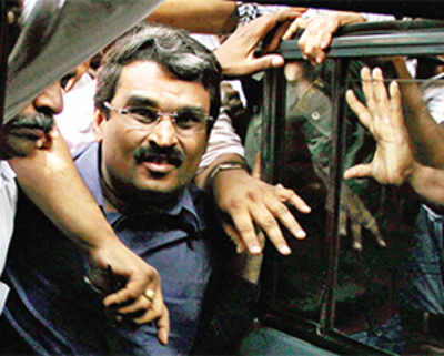 Jignesh Shah in police net for cheating, conspiring