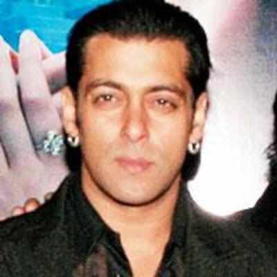 Salman queues up to diss SLB