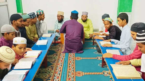 Vande Mataram now compulsory in all West Bengal madrassas