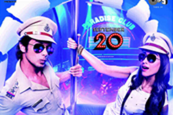 Phata Poster Nikla Hero: Roller Poster