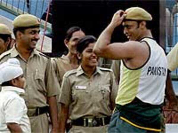 This Shoaib Akhtar, such an actor