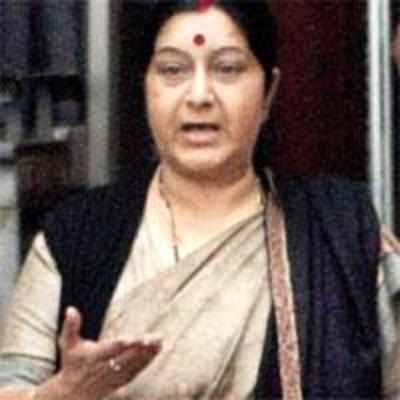 Sushma-BJP not on same page, blame it on Twitter constraint