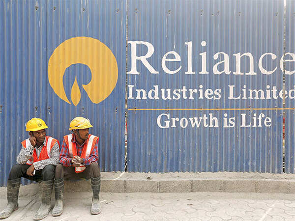 RJio to start commercial operations from December 31, offer data at Rs 50/GB; a case for rerating in RIL?