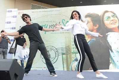 Jab Harry Met Sejal Day 5 box office collection: Shah Rukh Khan, Anushka Sharma film drops down drastically
