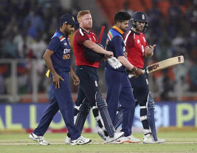 England beats India by 8 wickets in first T20I match