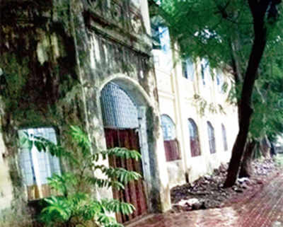 Lack of security for girls’ hostel is scary: VJTI students