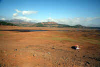 In Maharashtra, villagers struggle for water as scarcity grows 