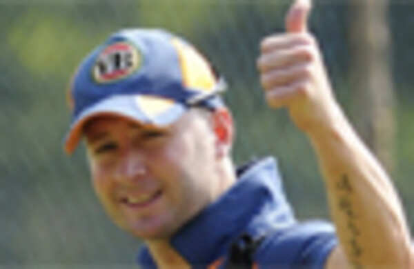Pune Warriors may snap up Michael Clarke for IPL 5