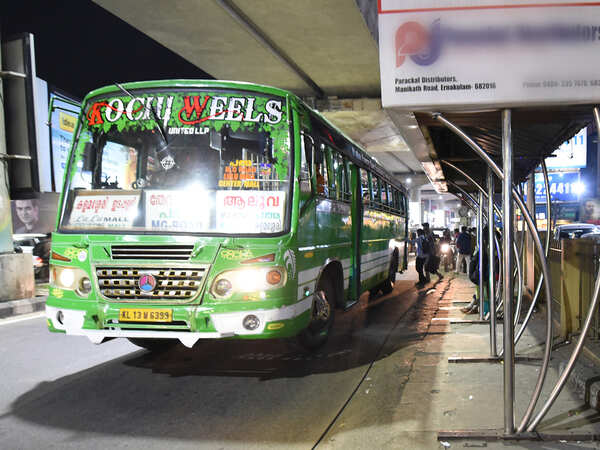 Kerala bus operators call off strike after talks with govt