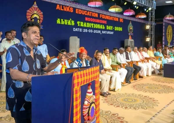 Alva’s campus comes alive with colours of India