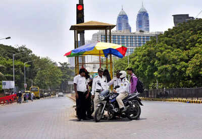 No relief for Mumbai from the heat as Maharashtra sizzles at 40 plus degrees; thundershowers bring relief from heat in Pune