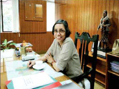 Illegal Phone tapping case: Mumbai Police asks IPS Rashmi Shukla to appear for interrogation by May 3