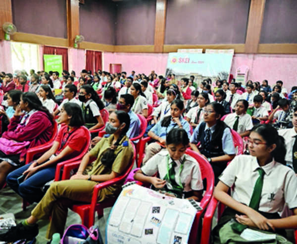 Bengaluru: Two-week training grooms students in media & life skills