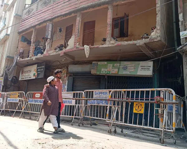 Relief for Tiljala locals after halt in demolition, future tense