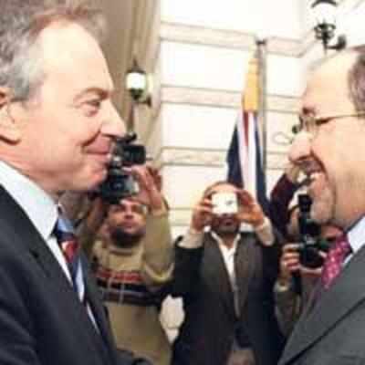 Blair pledges to back Iraqi prime minister