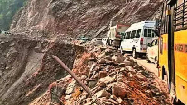 Gangotri highway at risk from river erosion