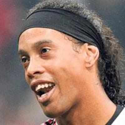 Blues in bribery row over Ronaldinho