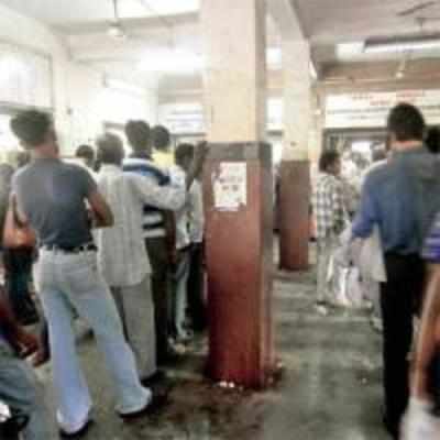 WR staff want change (Rs 200 per counter)