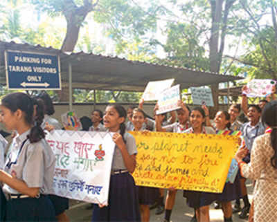 Students in 150 schools pledge for an eco-friendly Diwali
