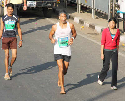 Milind Soman wants to run a 7-hour marathon every day, twitter rejects his proposal