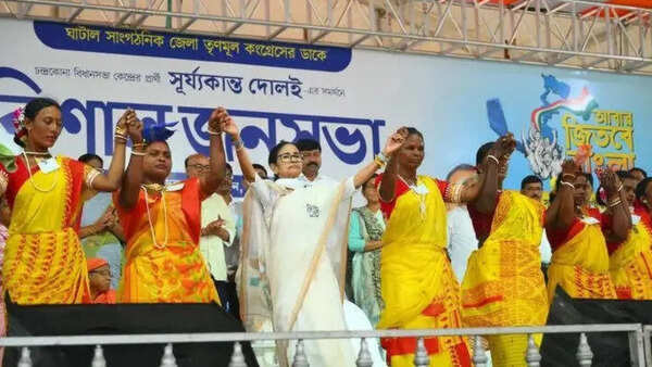 BJP using Form 6 to smuggle outsiders into poll rolls: Bengal CM Mamata Banerjee