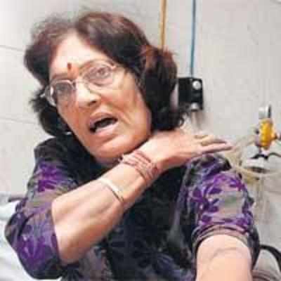 65-yr-old woman assaulted by hotel owner in Bandra