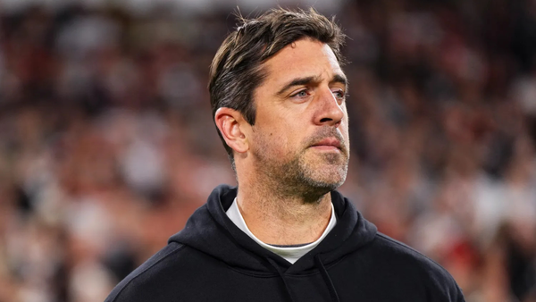 Fact check: Was Aaron Rodgers spotted posing with his wife after months of keeping her identity private amid his new contract with the Steelers?