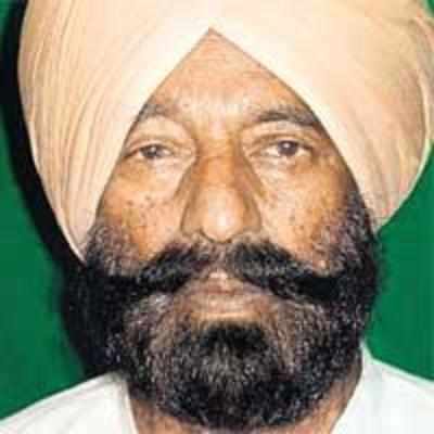 Cong MP '˜caught with two call girls'