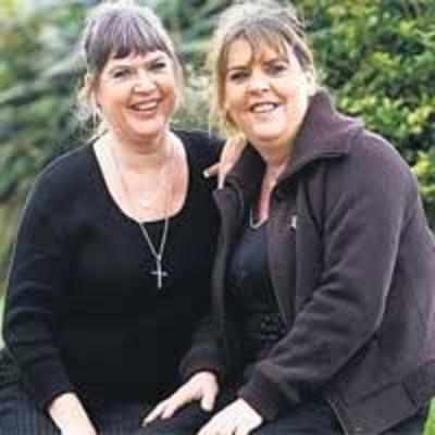 2 women, pals for 30 yrs, discover they are sisters
