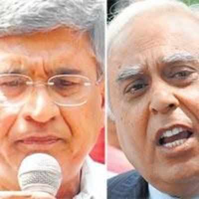 Karat, Sibal begin nuke war afresh