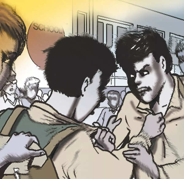 Transgender groups clash, 4 injured