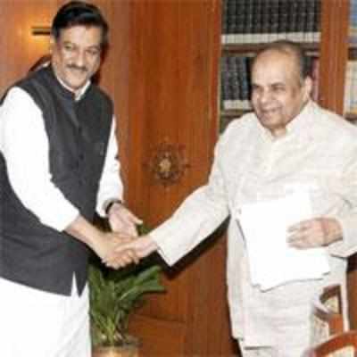 CM, governor seek blueprint to deal with corruption