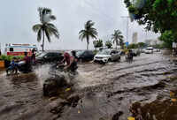 Mumbai: Life returns to normalcy by commuting woes continues 