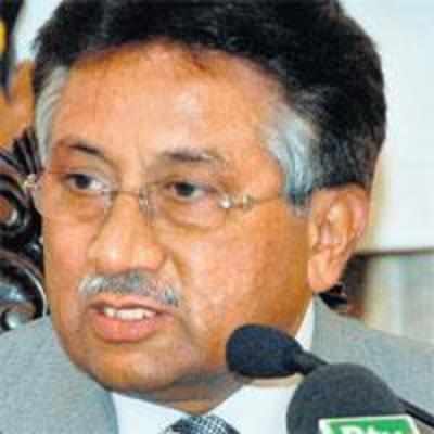 Musharraf considering early polls
