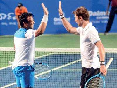 Bengaluru Open: Leander Paes, Matthew Abden set the early pace