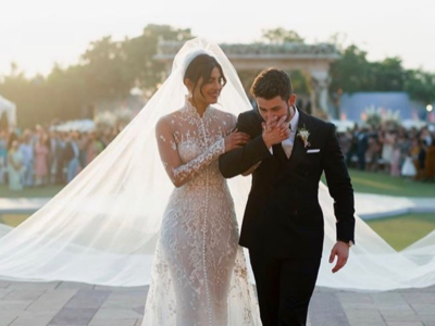 Priyanka Chopra, Nick Jonas pen loved-up notes on second wedding anniversary