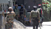Srinagar: Encounter breaks out between security forces and terrorists 