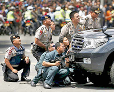 1st daesh attack in Indonesia: Gunfire, blasts rock Jakarta