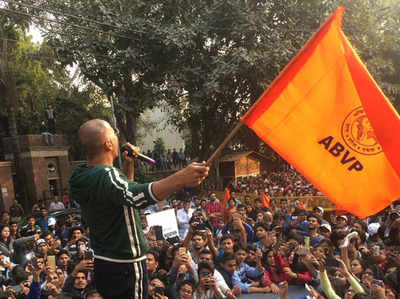 Fake alert: 2018 photos of Akshay Kumar shared to claim he sided with ABVP in ongoing JNU row