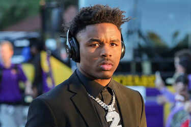 Kyren Lacy’s girlfriend delivers emotional tribute at his funeral, calls him ‘the light in every dark room’