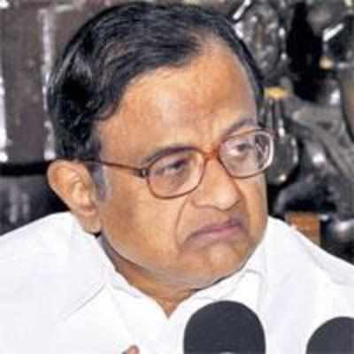 Maoists getting arms from abroad, says Chidambaram