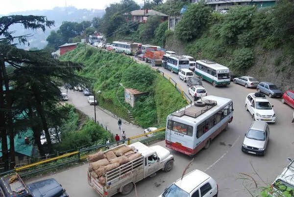 Explore multi-storey parking at Lakkar Bazaar amid rising traffic: HC to Shimla MC