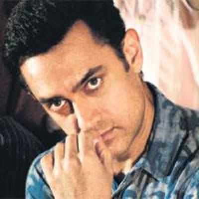 '¦While Aamir's dad Tahir says, son too finicky, casts others