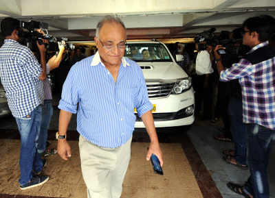If Indian Prez can be over 70, why can't we be in BCCI: Niranjan Shah