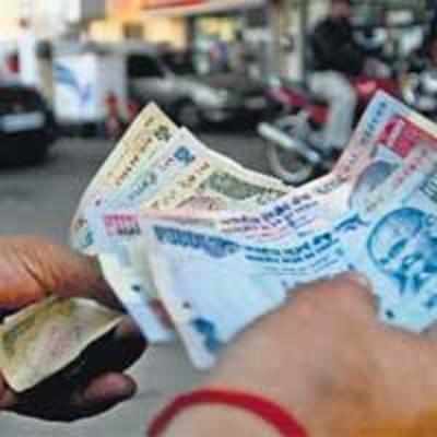Oil cos earn profit of Rs 15 per litre on petrol, Rs 3 on diesel