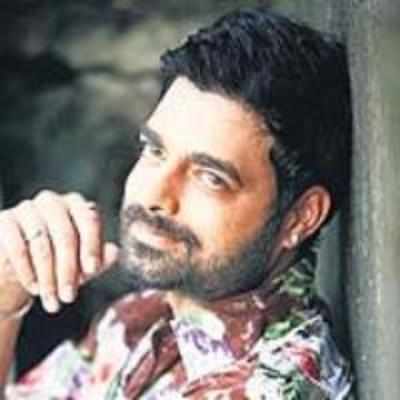 Gulaal actor attacked