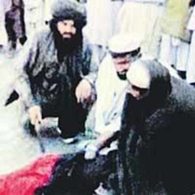 Flogging video a '˜fake', says Pak probe team