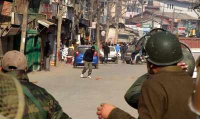 APDP chief hospitalized as forces thwart JKLF protest in Kashmir